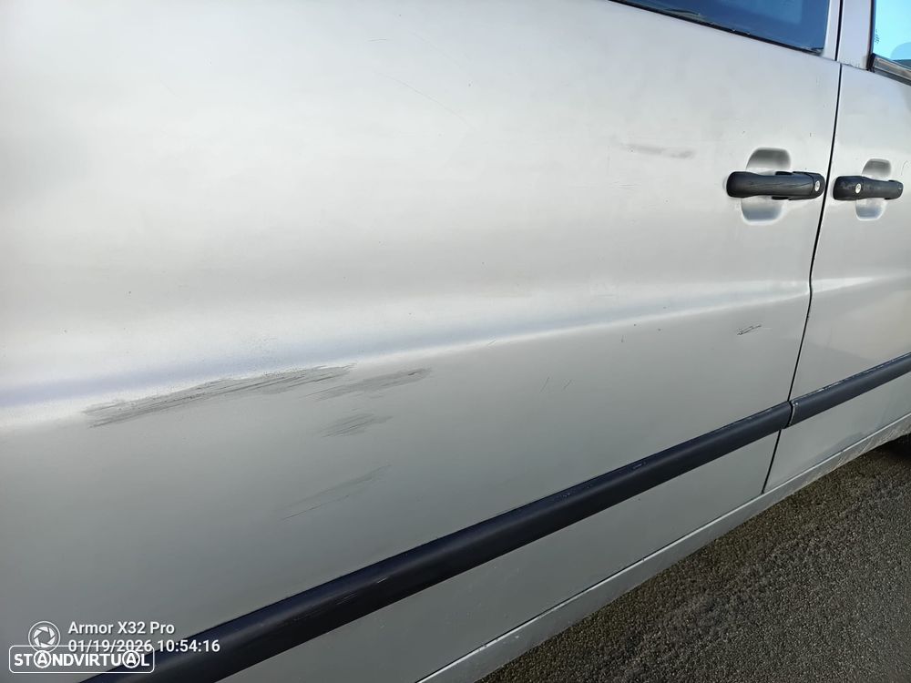 Mercedes-Benz VITO 112 CDI 2,2L 1999 (W638) 9 Lugares - 17