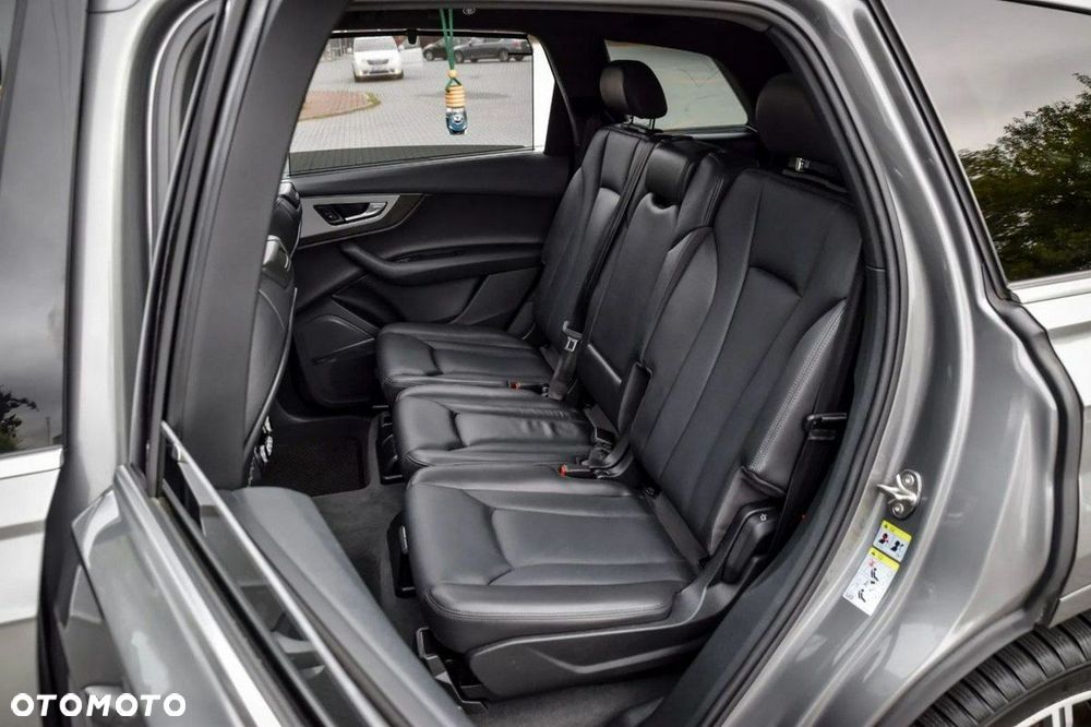Audi Q7 - 37