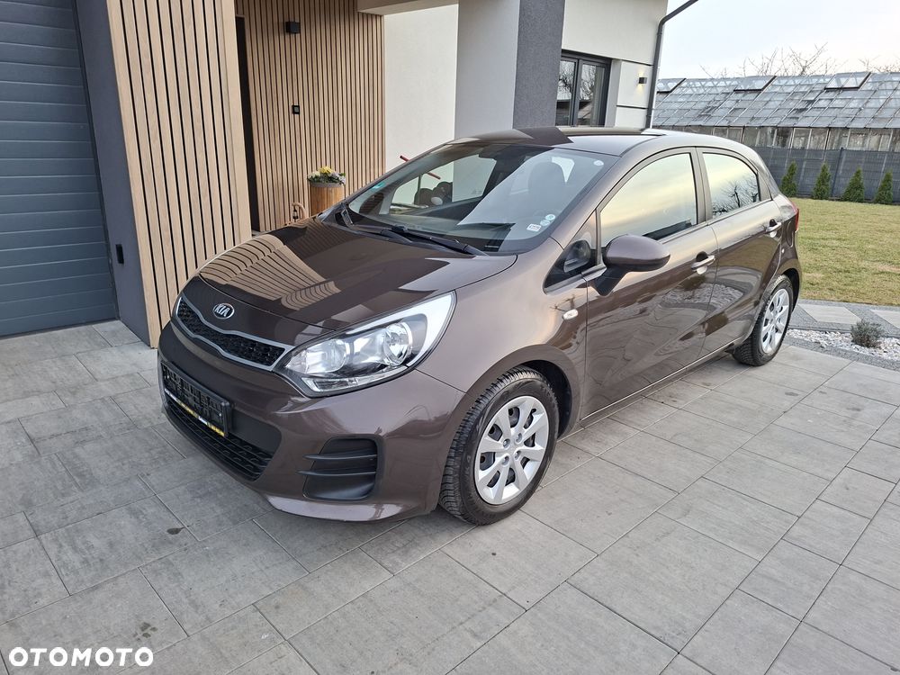 Kia Rio - 14