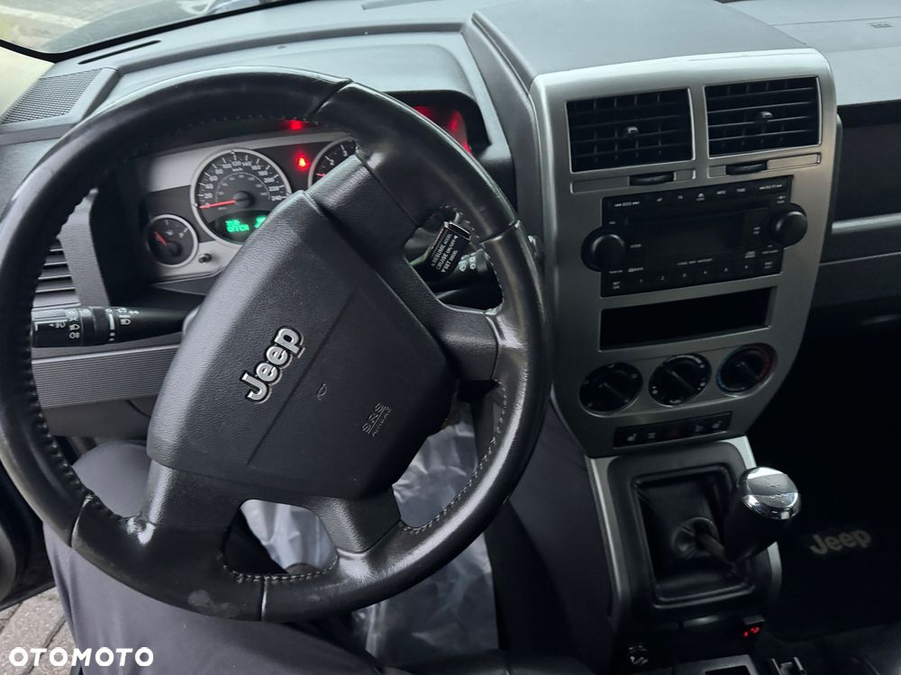 Jeep Patriot 2.4 Limited - 17