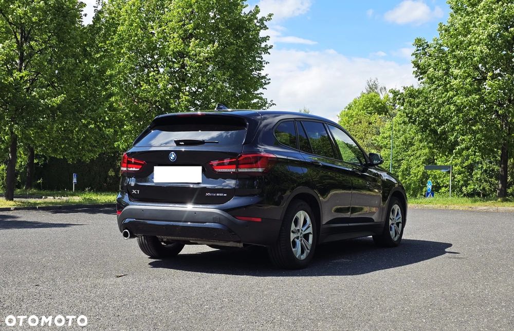 BMW X1 xDrive25e xLine - 10