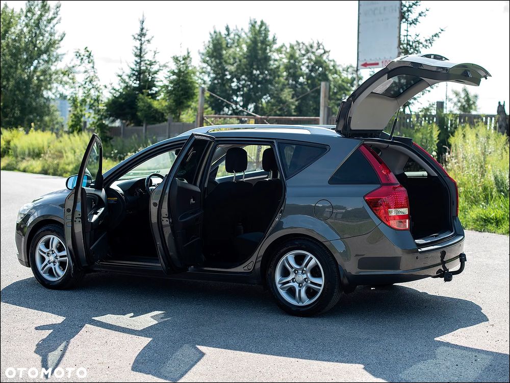 Kia Ceed - 15
