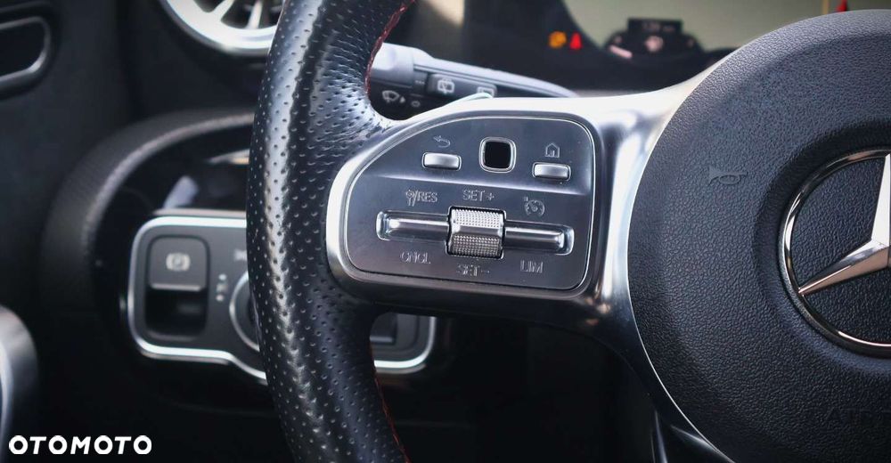 Mercedes-Benz CLA - 26