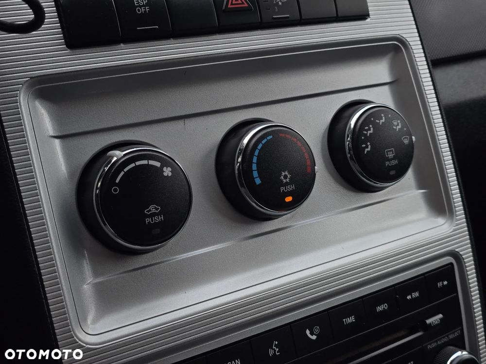 Dodge Journey 2.4 SE - 30