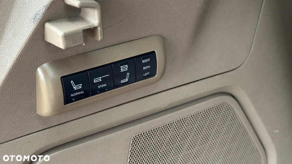 Chrysler Grand Voyager 2.8 CRD Limited - 18