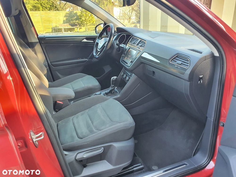 Volkswagen Tiguan - 20