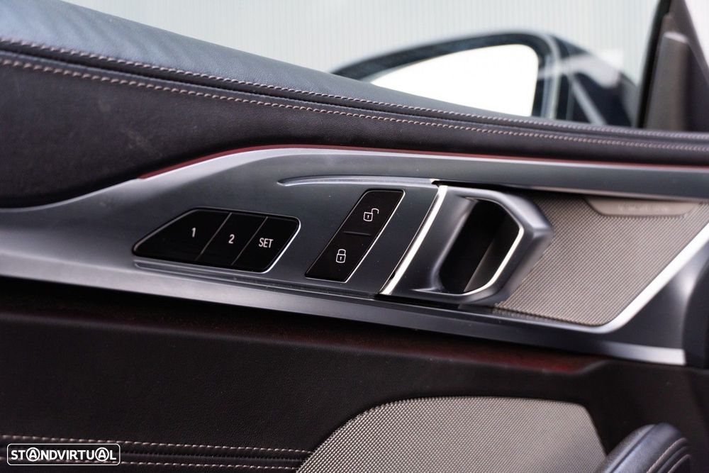 BMW 840 d xDrive Pack M - 33