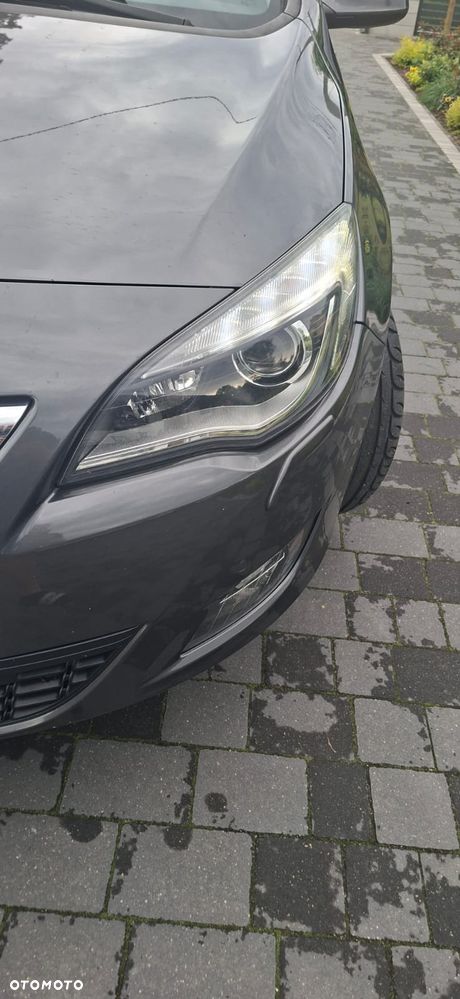 Opel Astra 1.4 Turbo Cosmo - 10