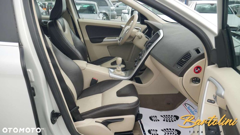 Volvo XC 60 - 13
