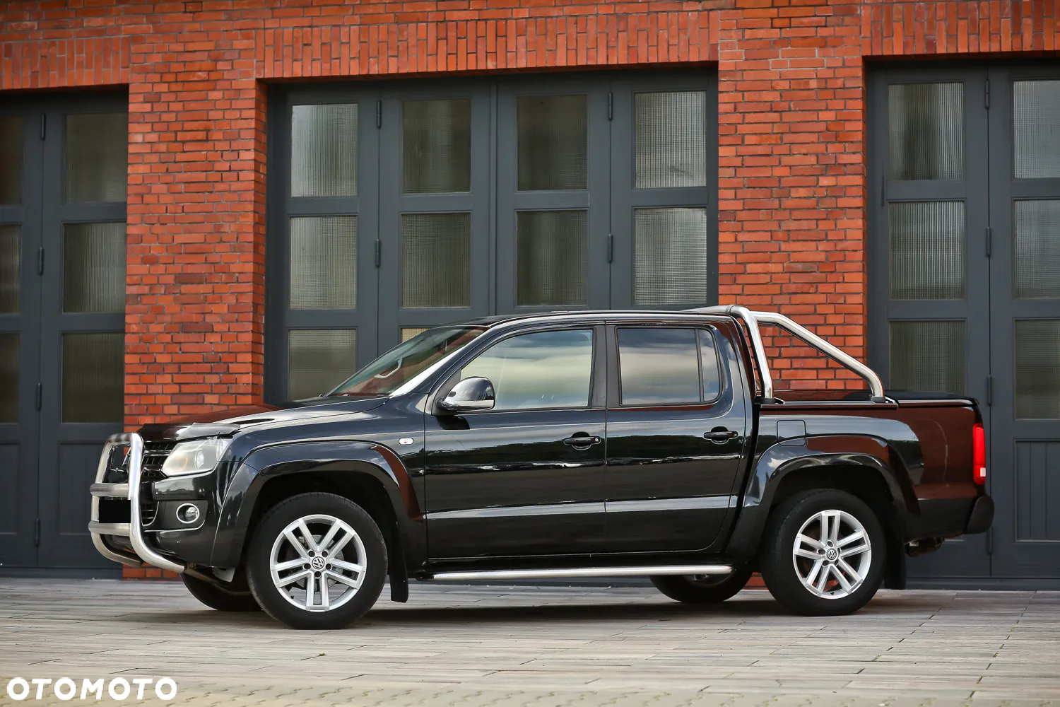 Volkswagen Amarok 2.0 BiTDI 4MOTION Autm Highline - 9