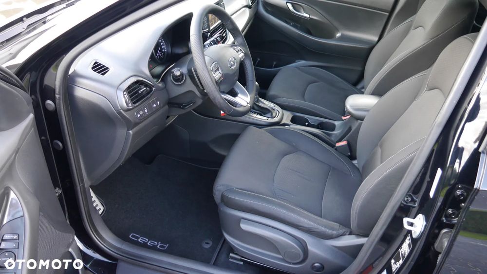 Hyundai i30 1.6 CRDi Automatik Style - 21