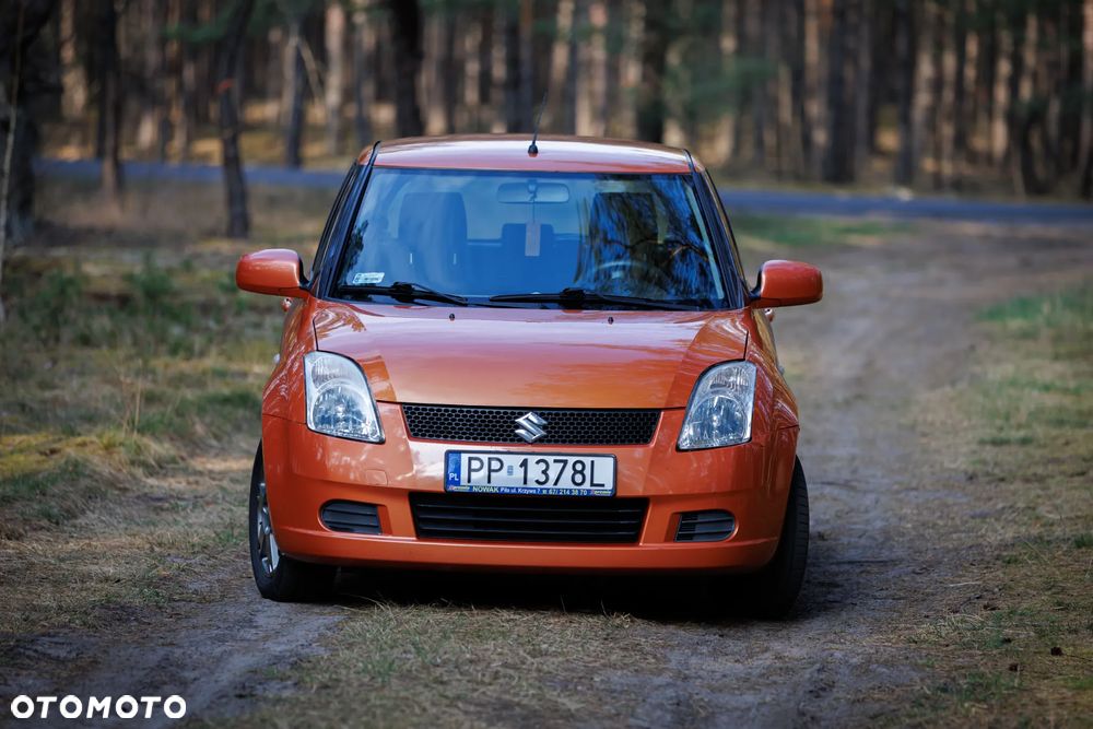 Suzuki Swift - 8