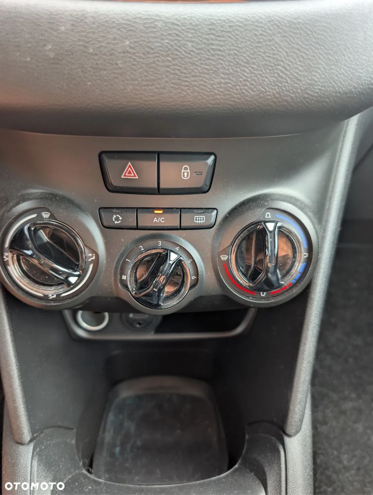Peugeot 208 82 VTI Active - 13