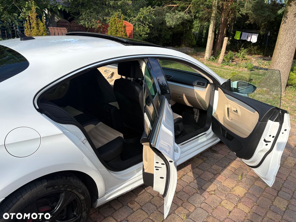 Volkswagen CC - 8