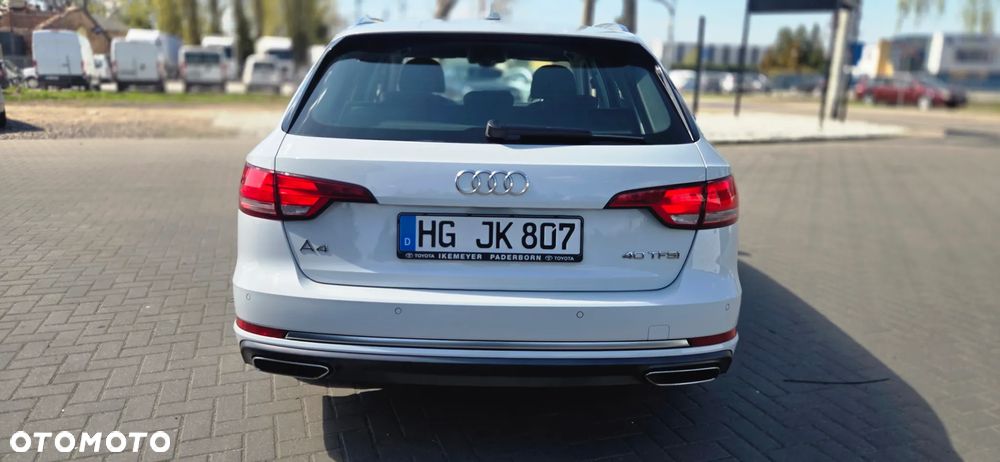 Audi A4 Avant 40 TFSI S tronic - 12