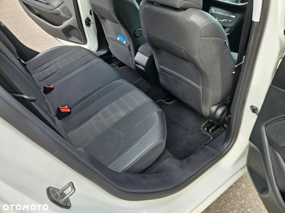 Peugeot 308 1.5 BlueHDi Allure Pack S&S EAT8 - 12