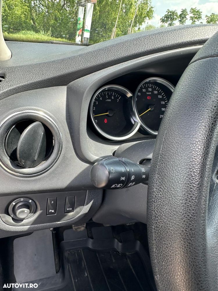 Dacia Logan 0.9 TCe Prestige - 9