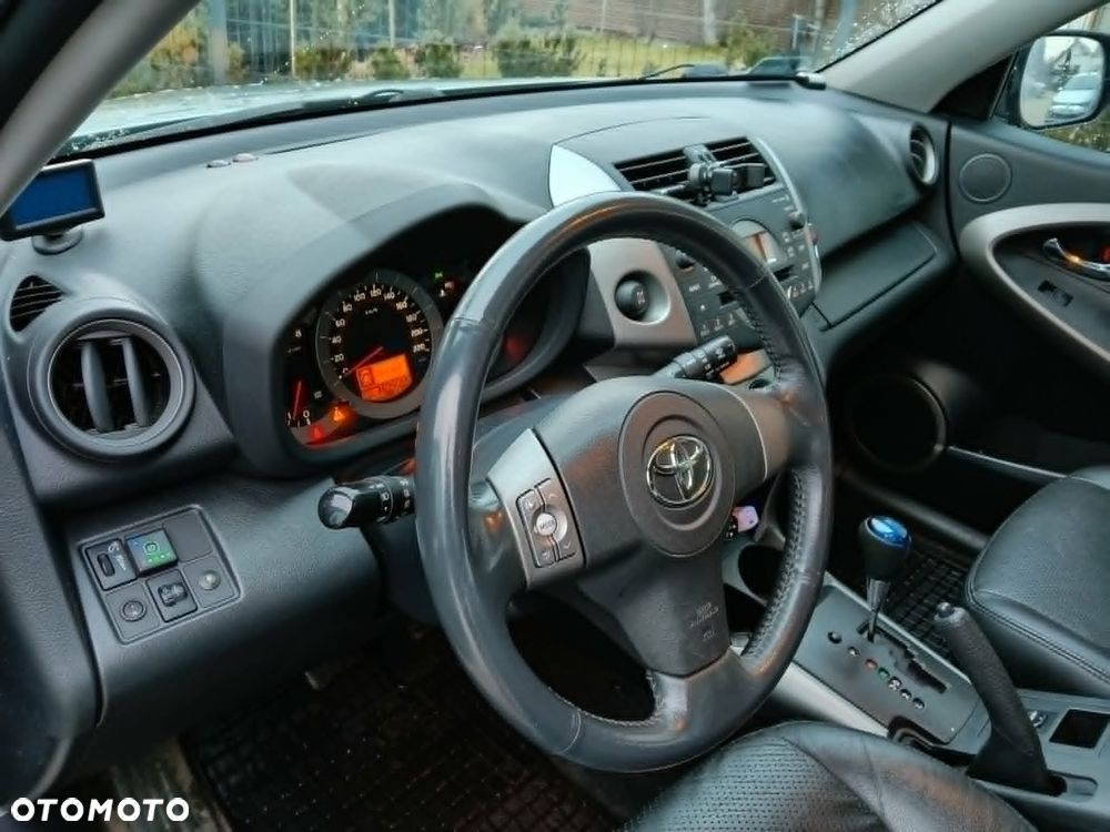 Toyota RAV4 2.0 VVT-i Sol - 14