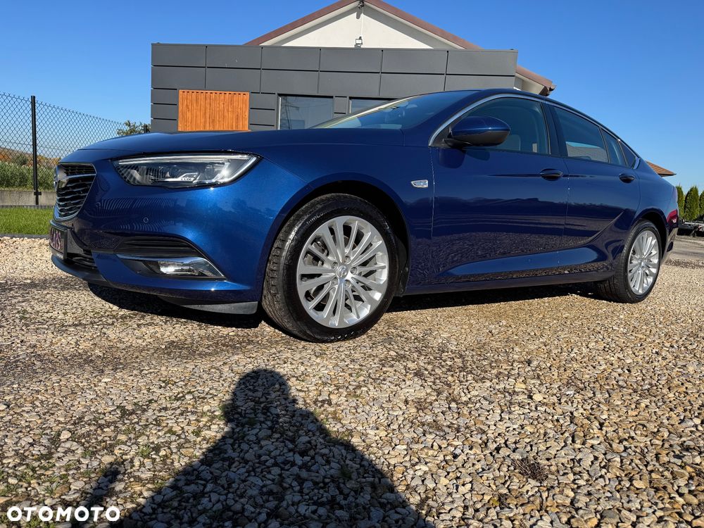 Opel Insignia 2.0 BiTurbo D 4x4 Automatik Ultimate 120 Jahre - 9