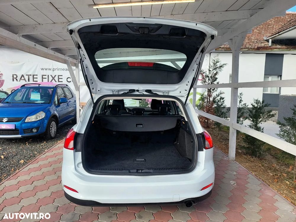 Ford Focus Turnier 1.5 EcoBlue Start-Stopp-System Aut. COOL&CONNECT DESIGN - 11