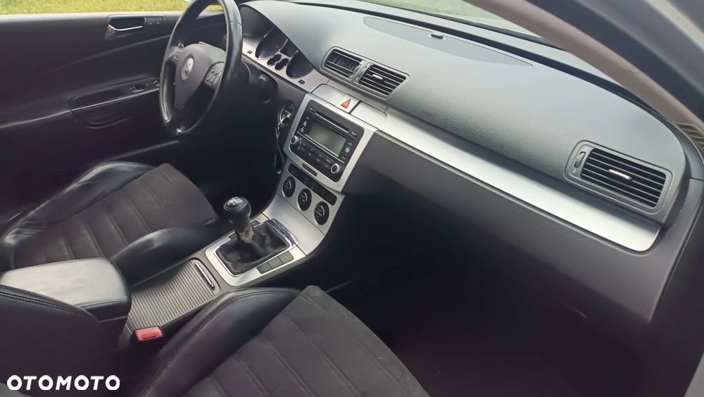 Volkswagen Passat - 7