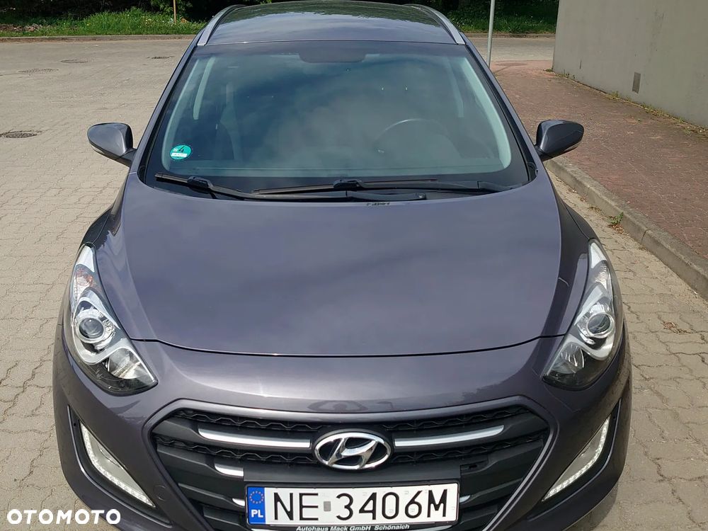 Hyundai i30 blue Kombi 1.6 GDi Passion - 4