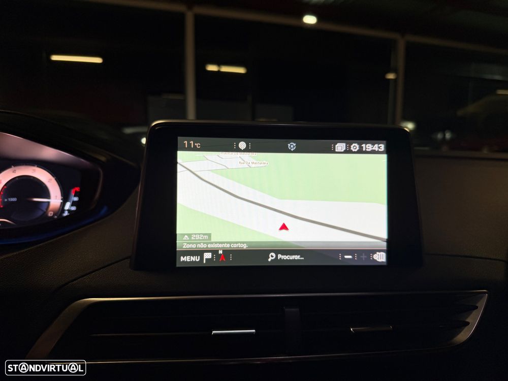 Peugeot 5008 1.5 BlueHDi GT Line EAT8 - 23