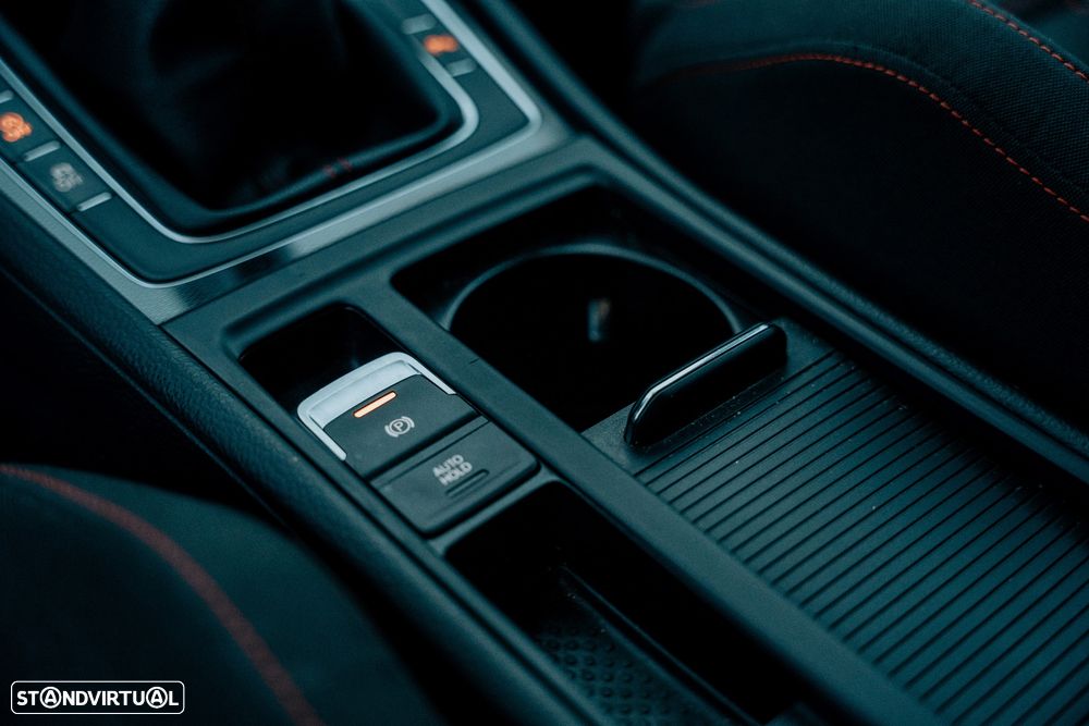 VW Golf GTI BlueMotion - 10