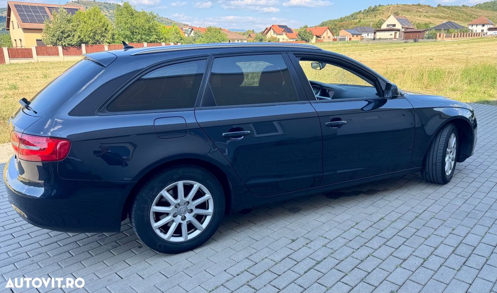 Audi A4 Avant 2.0 TDI quattro Stronic - 6