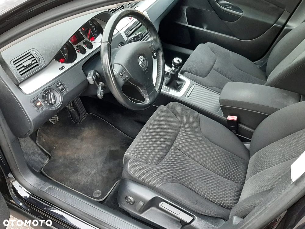 Volkswagen Passat Variant - 9