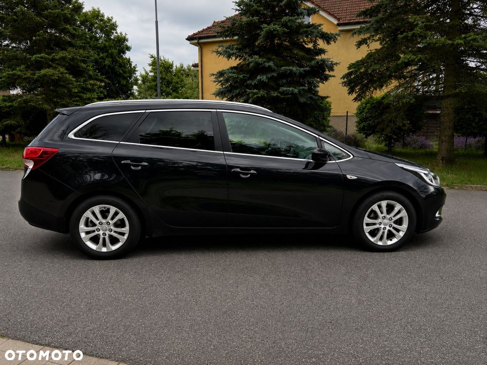 Kia Ceed 1.4 CVVT Dream-Team Edition - 10