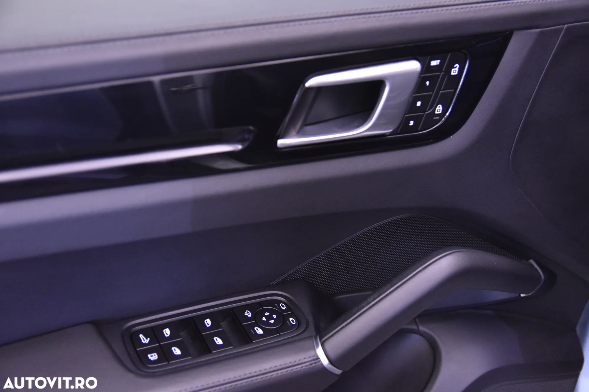 Porsche Cayenne E-Hybrid Tiptronic S - 14
