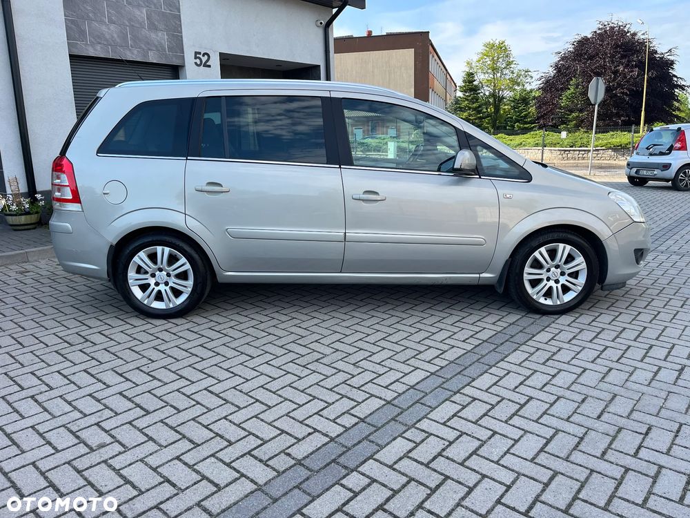 Opel Zafira 1.7 CDTI Cosmo - 9