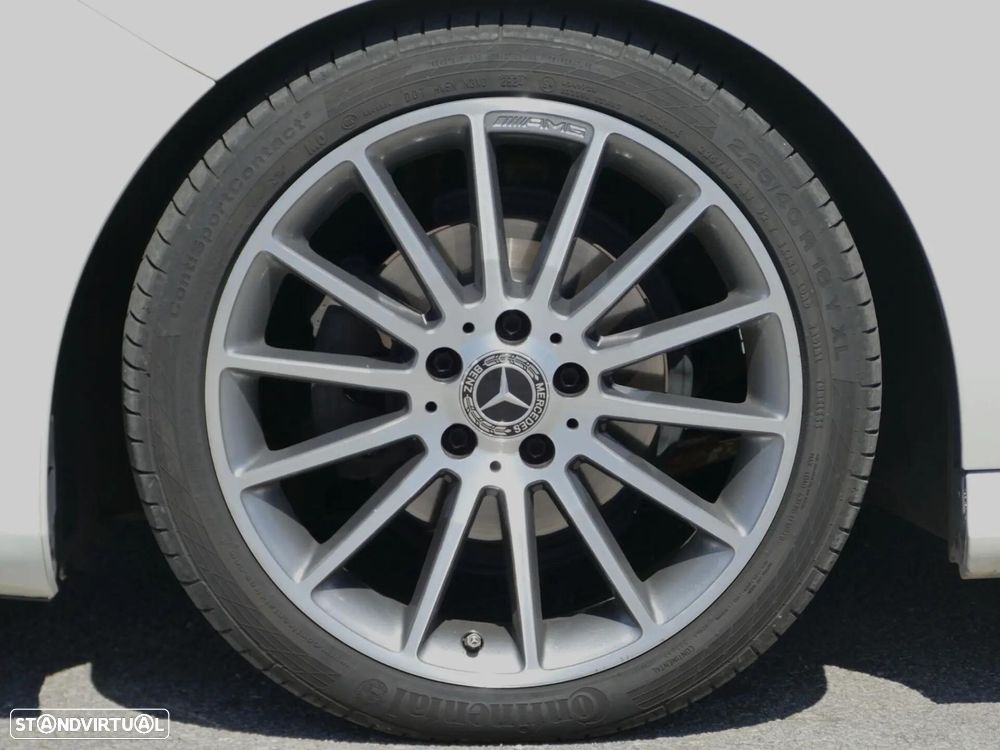 Mercedes-Benz A 180 d AMG Line - 8