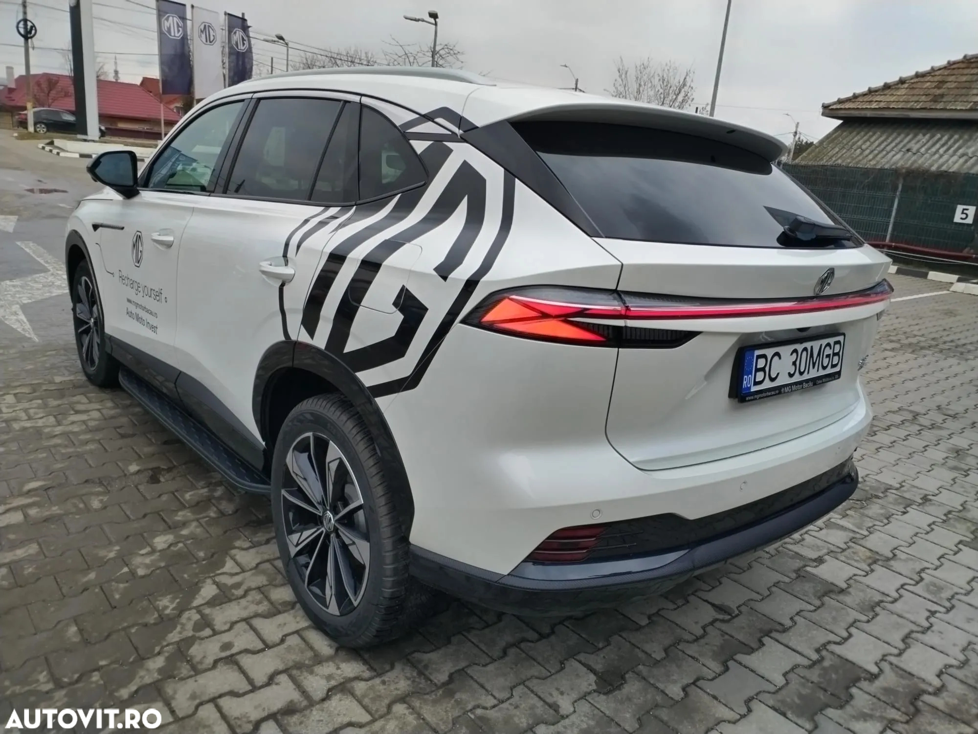 MG EHS 1.5 T-GDi AT PHEV Exclusive - 5