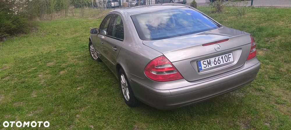 Mercedes-Benz Klasa E 200 Kompressor Classic - 3