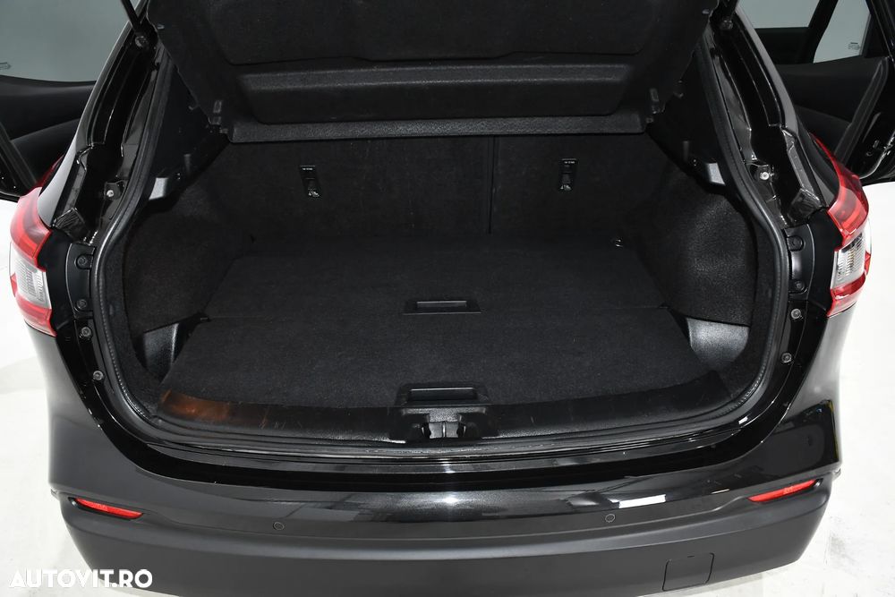 Nissan Qashqai 1.5 DCI N-Connecta - 26