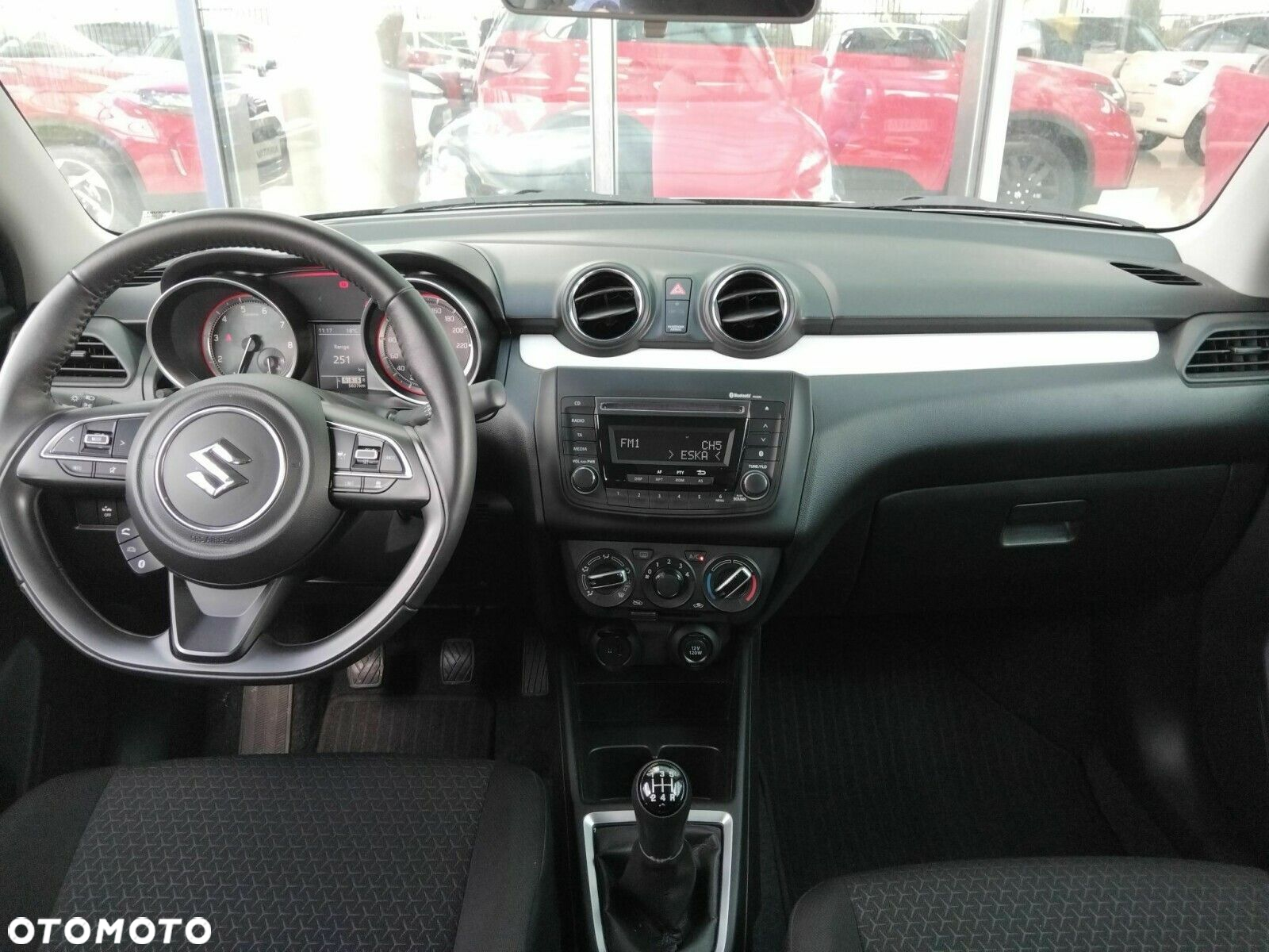 Suzuki Swift - 10