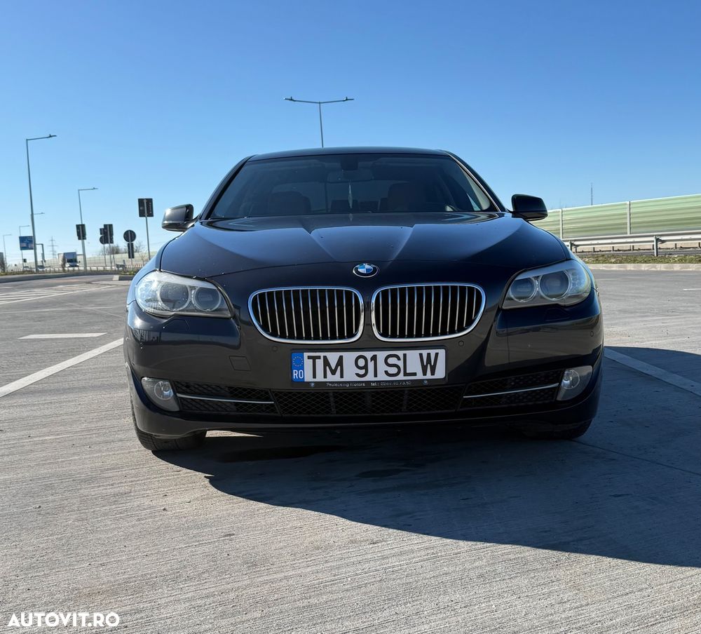 BMW Seria 5 525d xDrive - 1