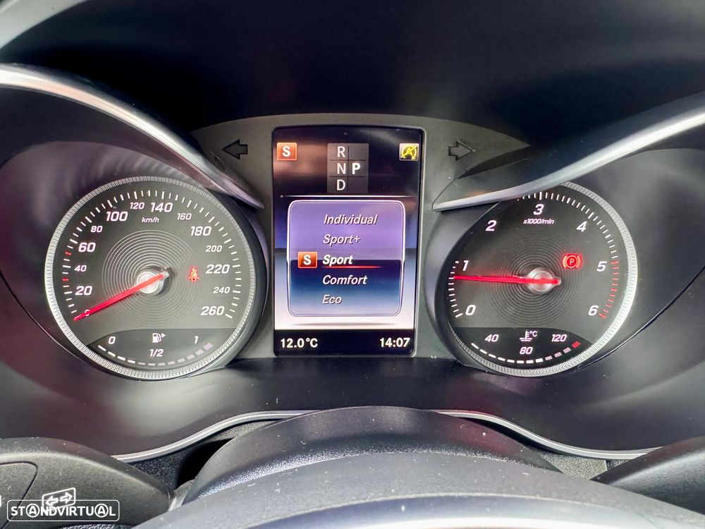 Mercedes-Benz GLC 250 d AMG Line 4-Matic - 32