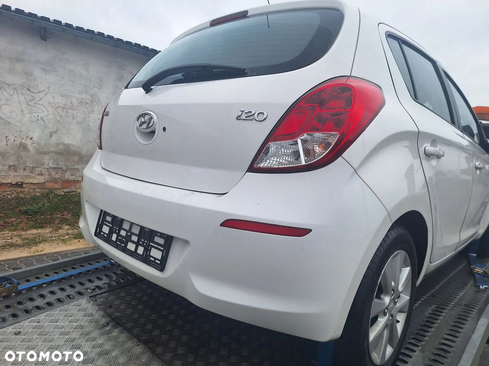Lampa  prawa tył tylna Hyundai i20 I Lift 2013r 5d hatchback Europa - 1