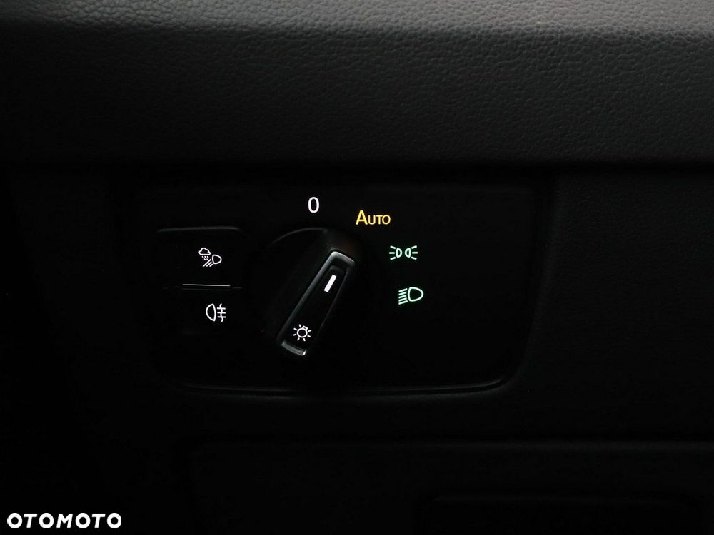 Volkswagen Arteon 2.0 TDI R-Line DSG - 37