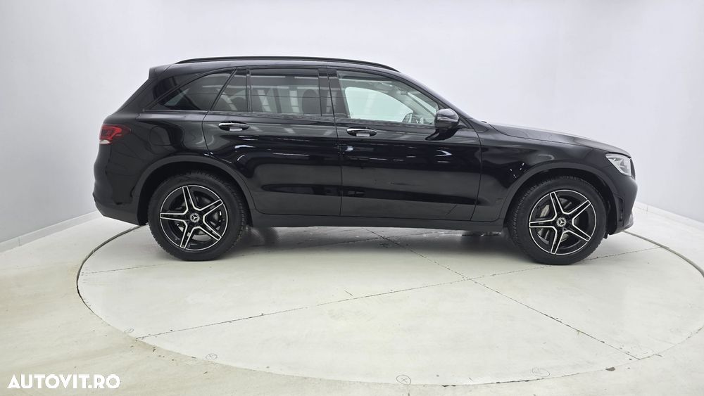 Mercedes-Benz GLC - 7