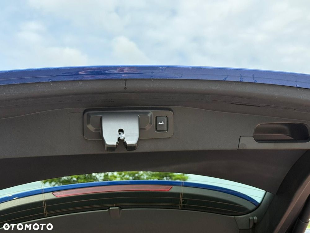 Renault Austral 1.3 TCe mHEV Iconic - 18