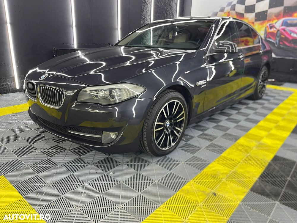 BMW Seria 5 525d xDrive Aut. - 3