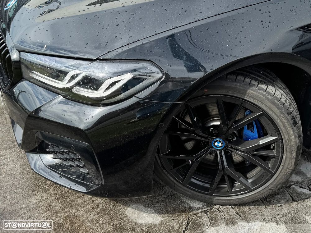 BMW 530 e Pack Desportivo M - 6