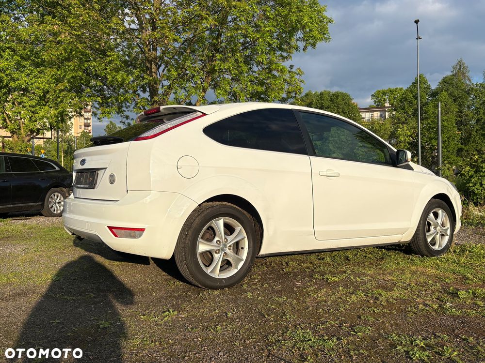 Ford Focus 1.6 16V Sport - 3