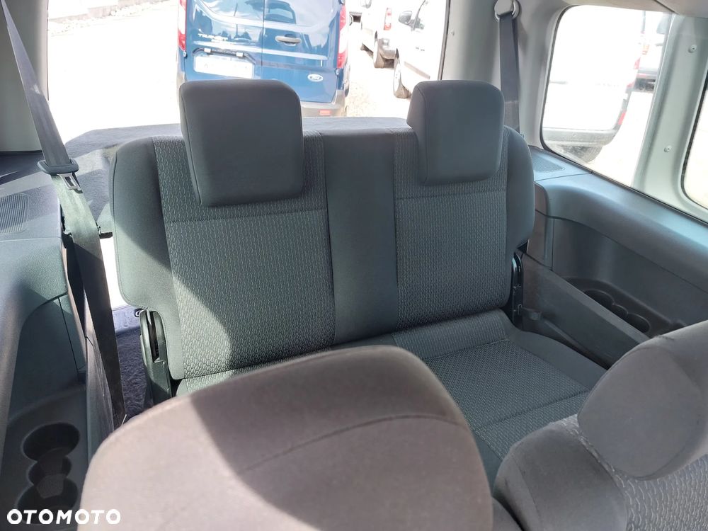 Volkswagen Caddy Maxi 2.0 TDI Trendline - 24