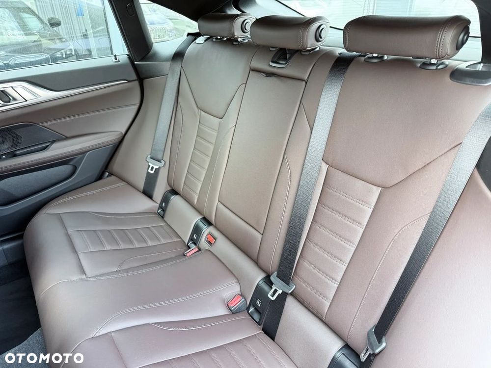 BMW Seria 4 430d xDrive mHEV M Sport - 32