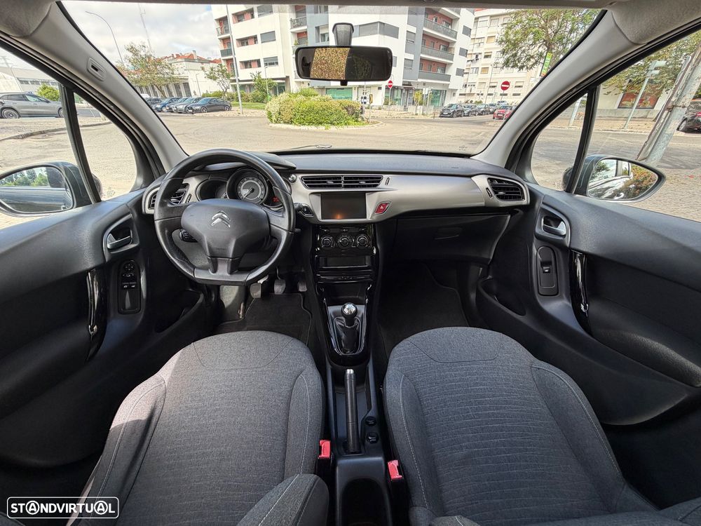 Citroën C3 1.6 BlueHDi Exclusive - 25